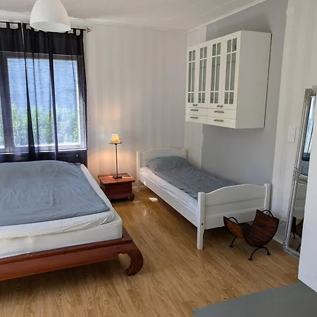 Tilava Huone Rannan Laehellae בית אירוח *