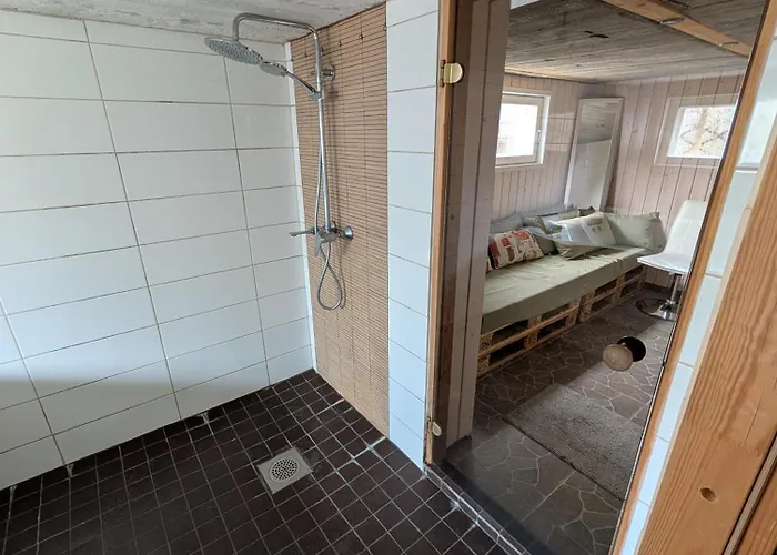 民宿 Tilava Huone Rannan Laehellae 劳马