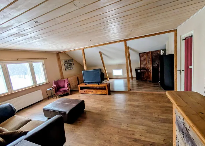 民宿 Tilava Huone Rannan Laehellae